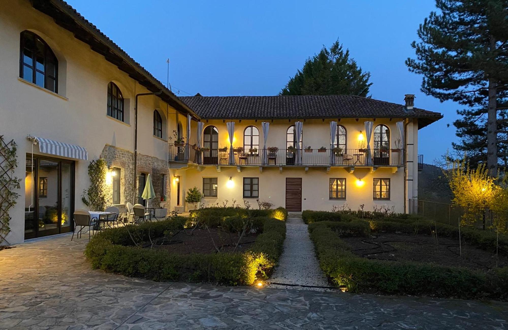 Le Stanze Della Musica Hotel Borgomale ภายนอก รูปภาพ